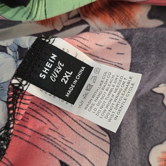 Shein-  Tropical Print Split Thigh A-Line Tube Dress - Picture 6 of 7